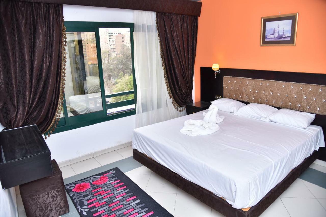 Royal Pyramids Hotel Cairo Exterior foto